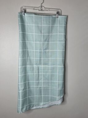 Light Green Check 70" Round Tablecloth
